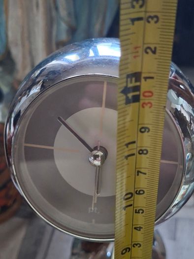 Vintage Present Time (PT) Chrome Eyeball Gooseneck Spring Desk Clock Space Age  design