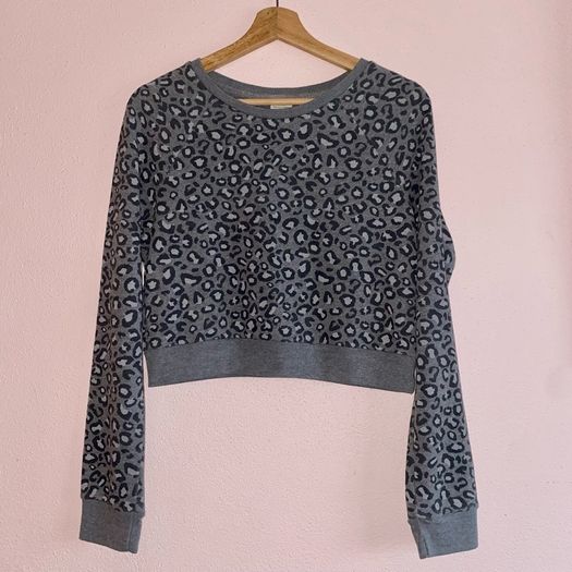 Abercrombie & Fitch Leopard Print Sweatshirt Size S LIKE NEW