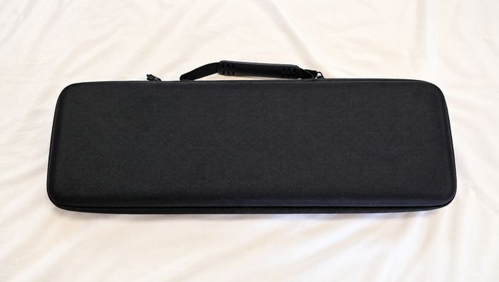 Logitech MX Keys Keyboard & Logitech MX Palm Rest with Hardcase - Desktop PC, Laptop