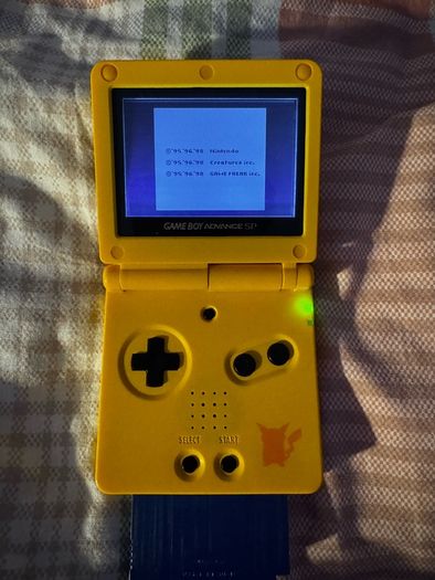 Pokemon Gameboy advance + 6 Pokemon Games