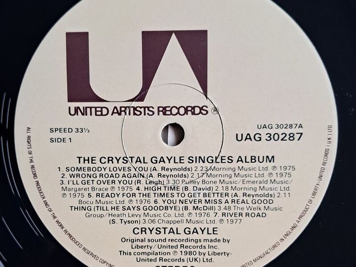 The Crystal Gayle Singles Album Vinyl