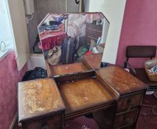 Dressing table free but must be collected