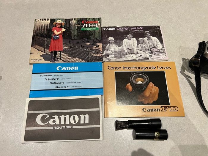 1984 Canon AE-1 Program Film Camera + Sigma zoom lens +Vivitar flash