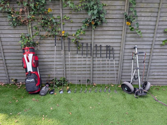 golf club set including bag and trolley