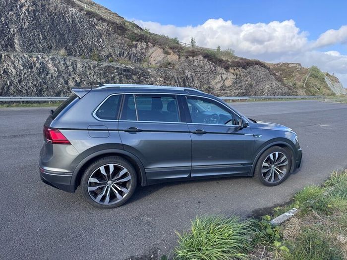 172 VW Tiguan R Line