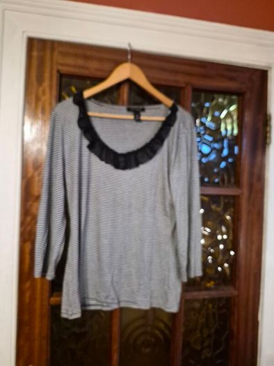 White House/Black Market  Top