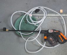 Cordless power washer