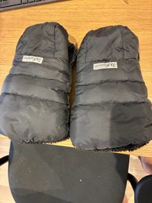 Buggy gloves