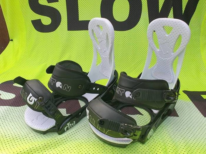 Burton snowboard bindings
