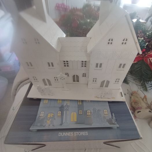 Christmas light up house