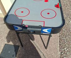 air hockey table