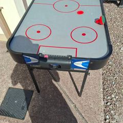 air hockey table