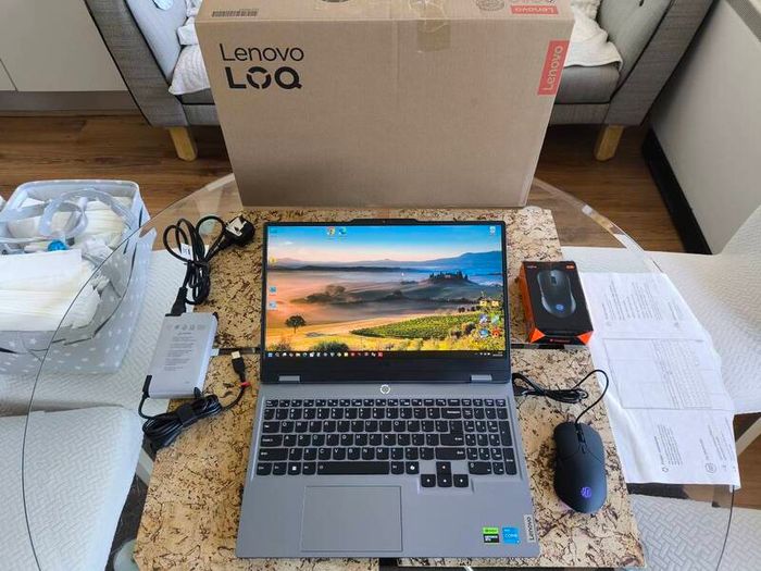 Gaming Laptop Lenovo Loq i5 12450HX 8/12 RTX3050 6gb 95w 16gb Ddr5 512GB Nvme 144hz Win11 Rgb