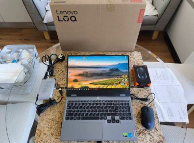 Gaming Laptop Lenovo Loq i5 12450HX 8/12 RTX3050 6gb 95w 16gb Ddr5 512GB Nvme 144hz Win11 Rgb