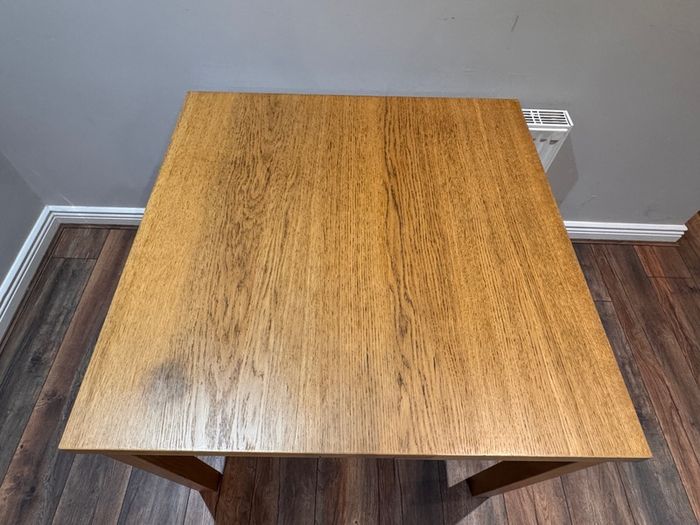 Extendable Dining Table-Oak Effect-Excellent Condition