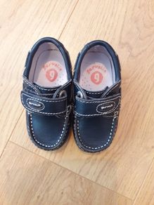 Boys leather garvalin shoes size EUR 20, uk4