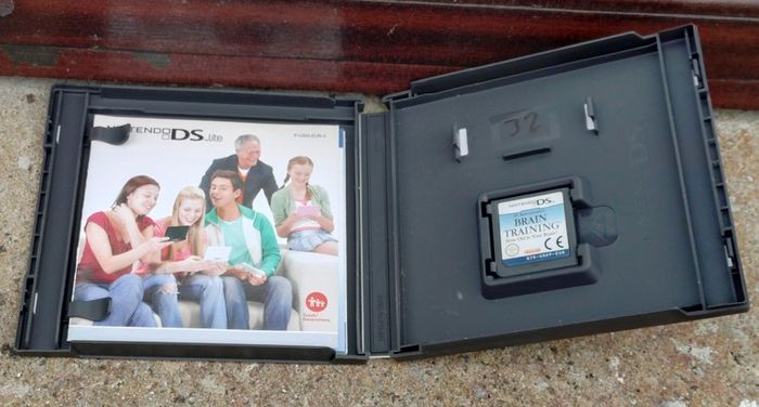 Nintendo Ds Brain Training (used).