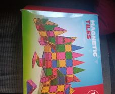 Magnetic Tiles