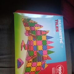 Magnetic Tiles