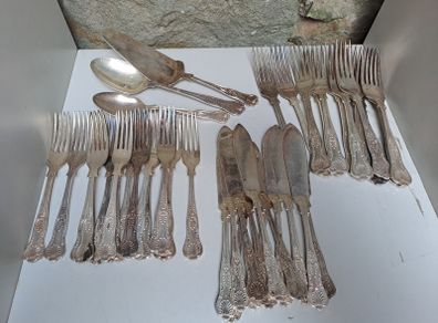 EPNS A1 cutlery set