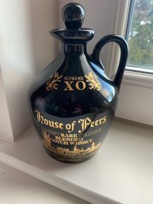 Rare Vintage ' House of Peers' Scotch Whisky Decanter.