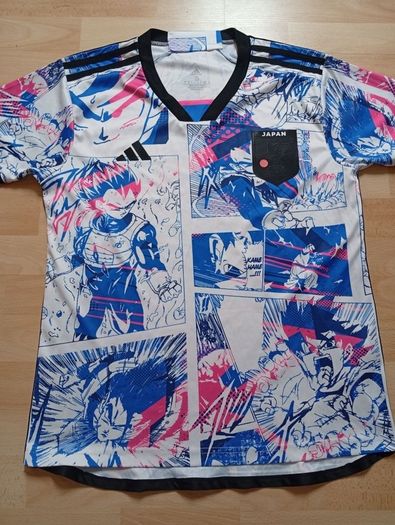 Japan FA Concept Jersey ((Immaculate Size UK S Fully Authentic Jersey))