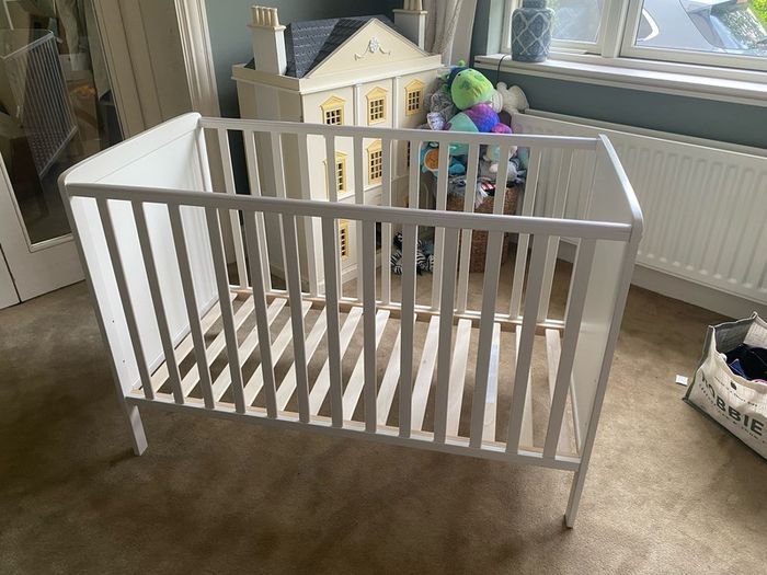 Free cot