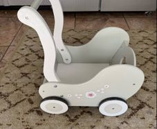 Dolls Pram