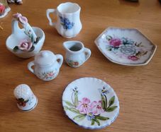 Miniatures from China / Porcelain SALE