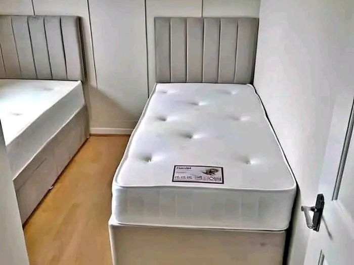 New Stylish single ,Double 4ft, 4ft6, King 5ft And 6ft Superking Sizes Divan Beds Instock. Drawers And Optional Tufted Mattresses Available. Free Delivery