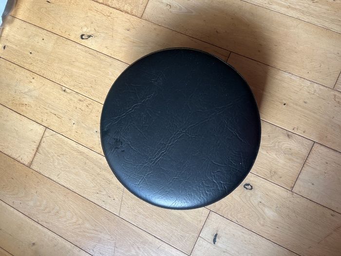 Seat only for drum thrown