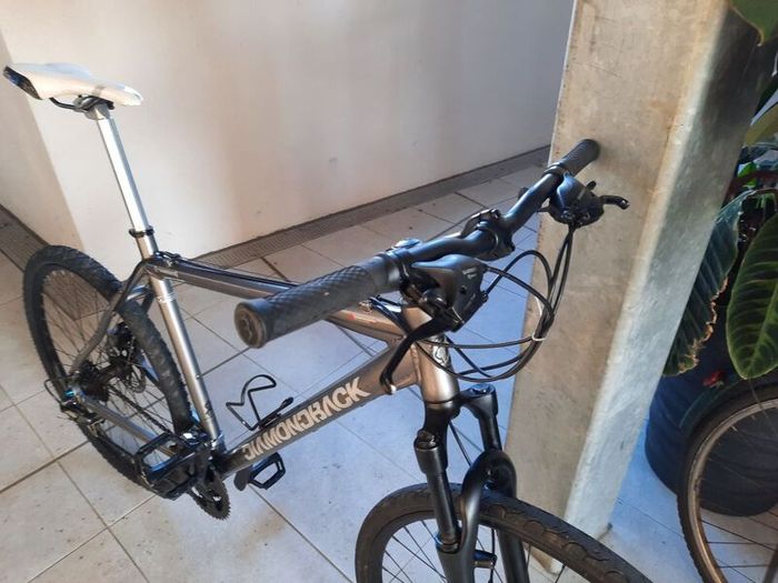 Hybrid Bike