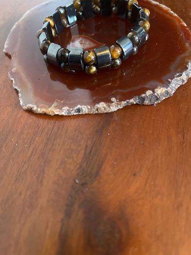 beads  tigers eye and hamitite
