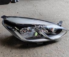 ford fiesta mk8 driver headlight