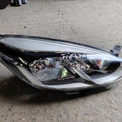 ford fiesta mk8 driver headlight