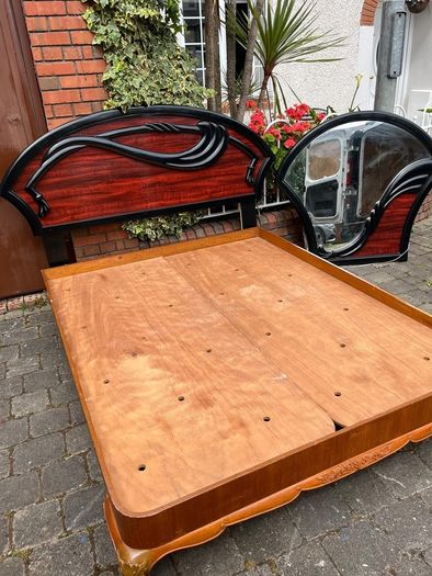 Very nice double bed and mirror