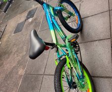18 Inch Bike With Kickstand Reflectors Kids Bicycle Children Verve