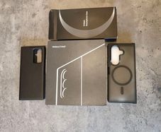 Samsung Z Fold 7 1TB and 16gb ram version in original box,