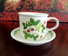 Portmeirion "Summer Strawberries" Breakfast Cup and Saucer