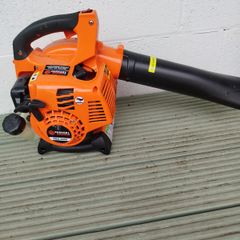 leaf blower