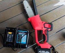 Mini Chainsaw