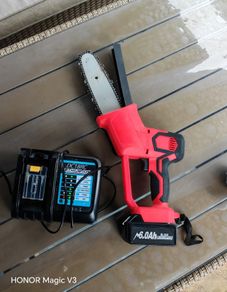 Mini Chainsaw