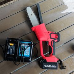 Mini Chainsaw