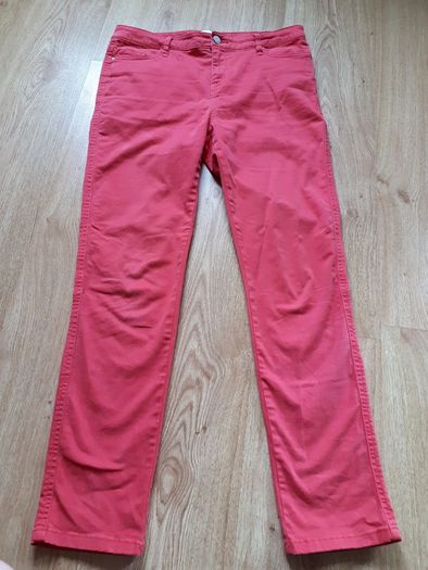 Red Trousers. Size10