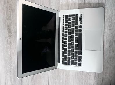 macbook air 2015 water damaged