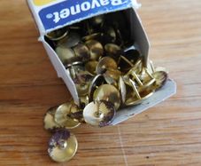 drawing pins