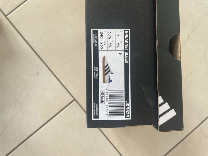 ladies trainers
