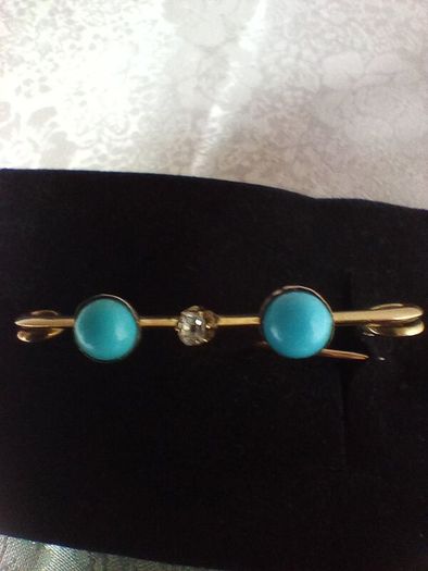 Gold, diamond and turquoise brooch ,lapel pin