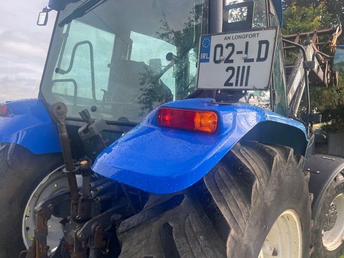 New Holland Other 2002