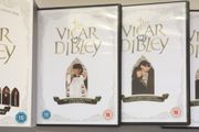 The Vicar Of Dibley (Dawn French) [Complete Series 1-3 Boxset DVD TV Boxset]